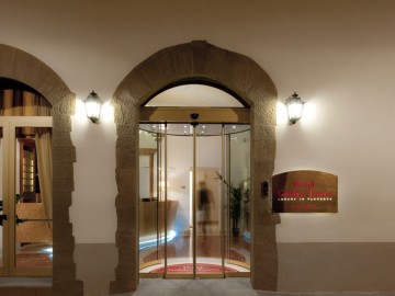 golden tower hotel & spa florence exterior